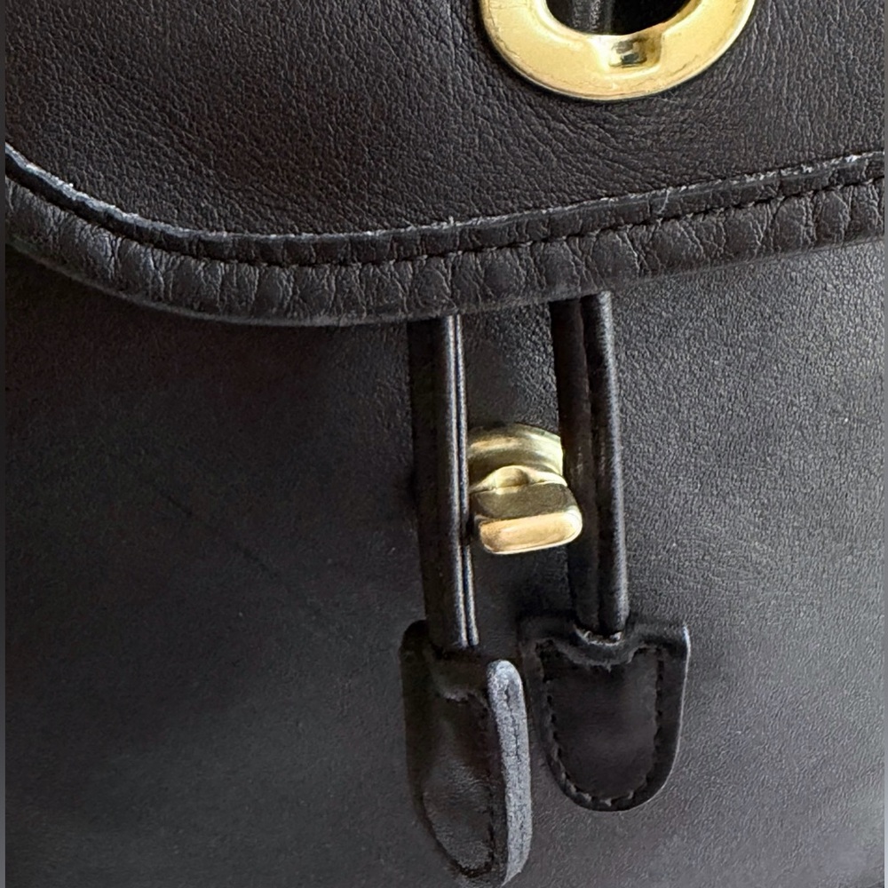 Vintage 90's Coach Black Leather Daypack 9791 Vtg Turnlock Backpack - Picture 6 of 16